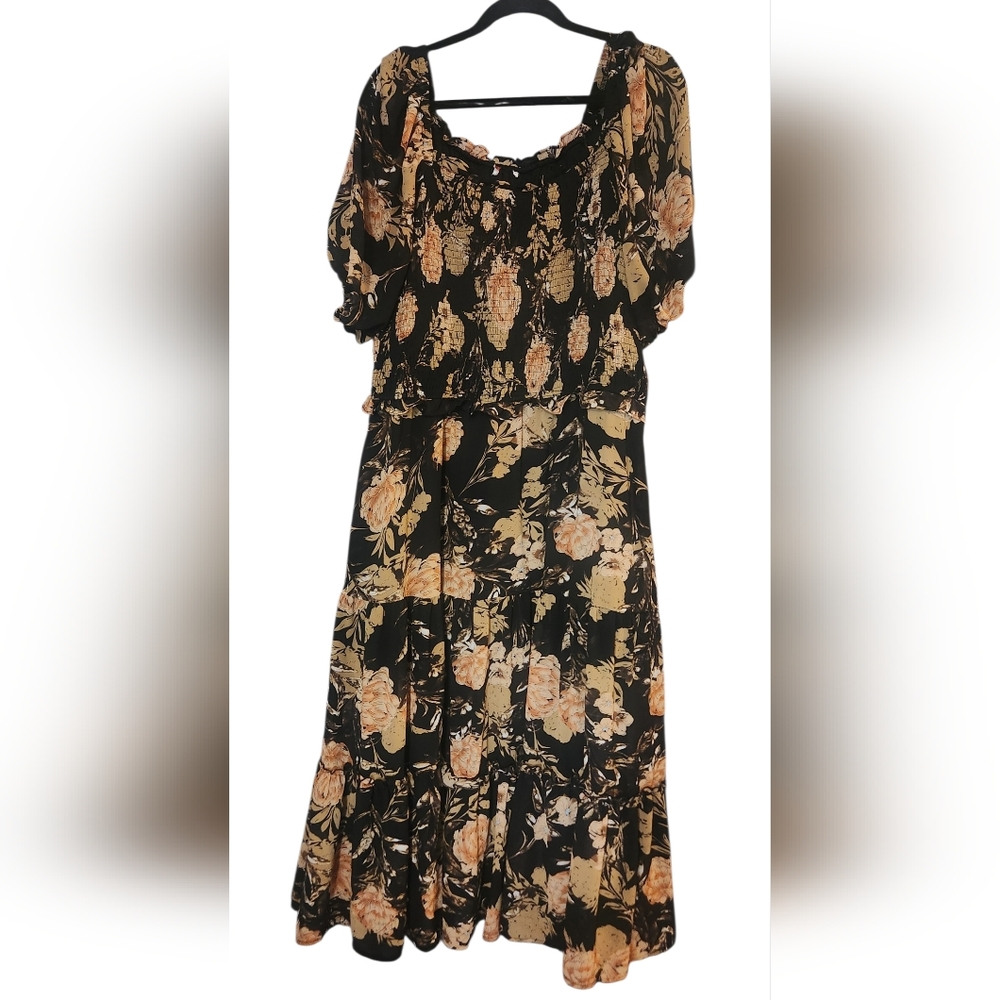 Floral Black and Cream Women's Maxi Dress, Pockets, 2X?